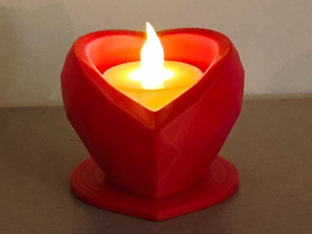 Illusion Heart Tealight Candle Holder – Romantic