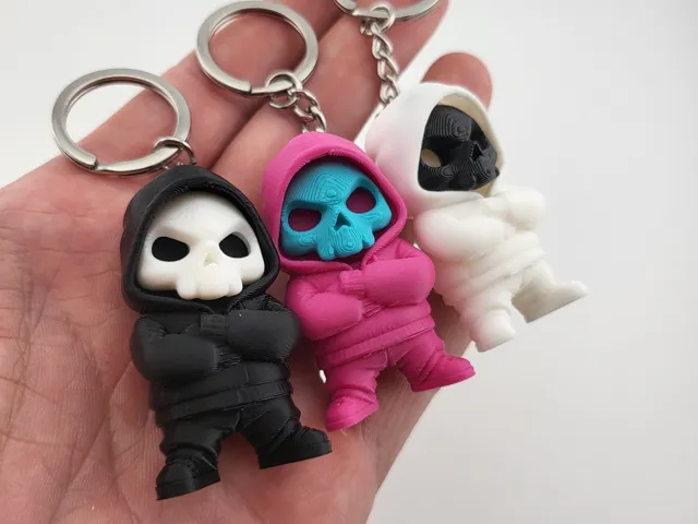 Street Skull Keychains – Action Toy Hoodie Figures