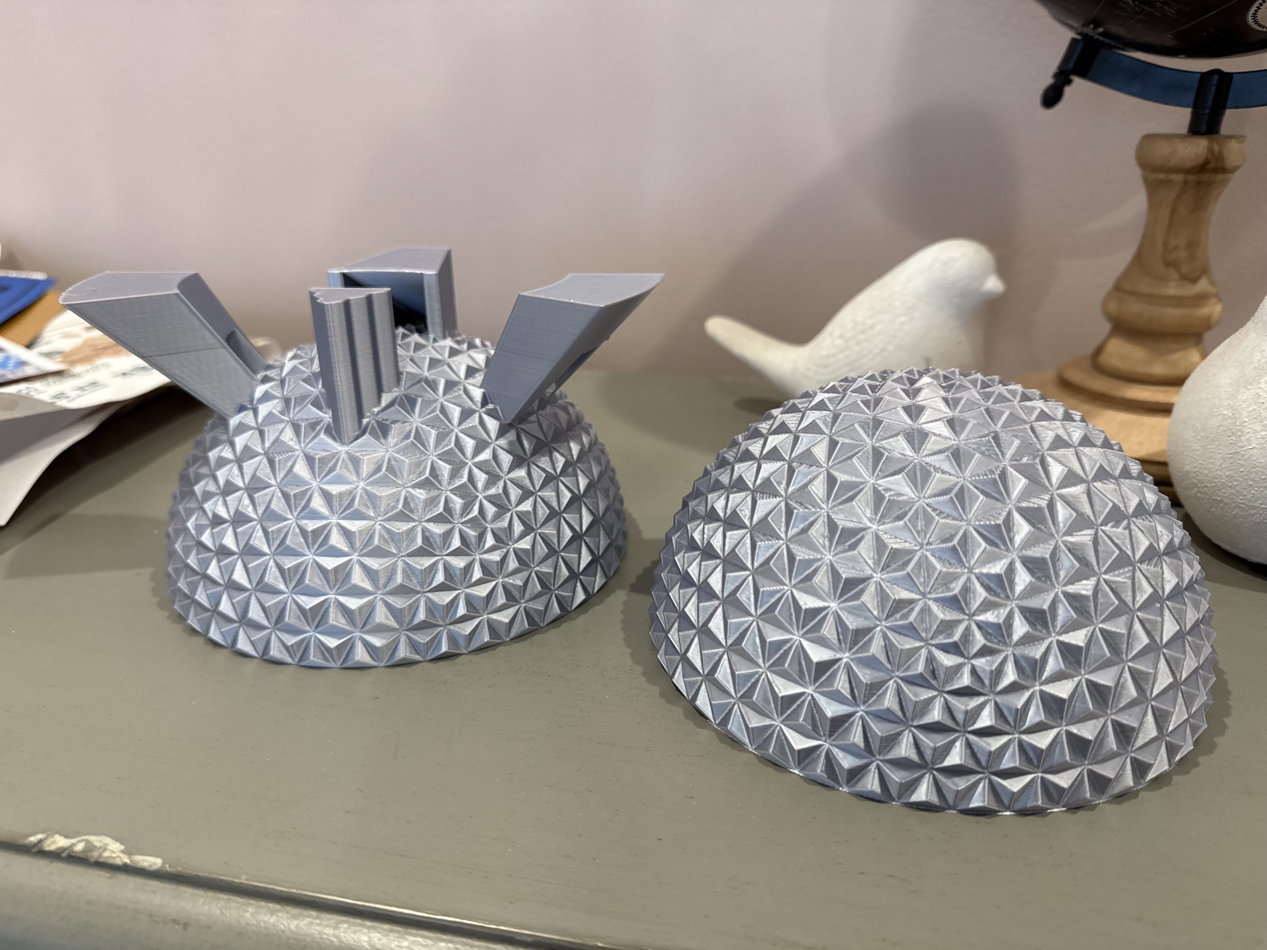 Miniatura 4 do modelo 3D EPCOT - Spaceship Earth