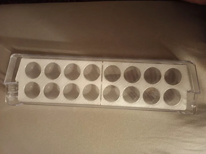 Egg holder 2 (for the refrigerator)