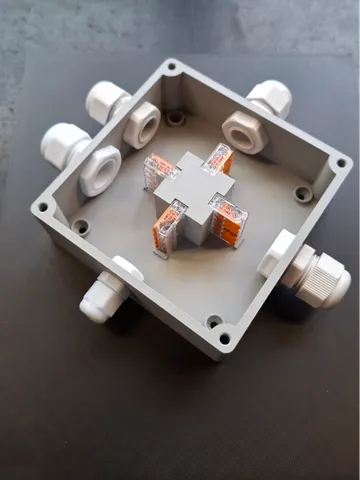 Modelo para impresión 3D: Parametrische Universal Wago Abzweigdose — vista de referencia 2
