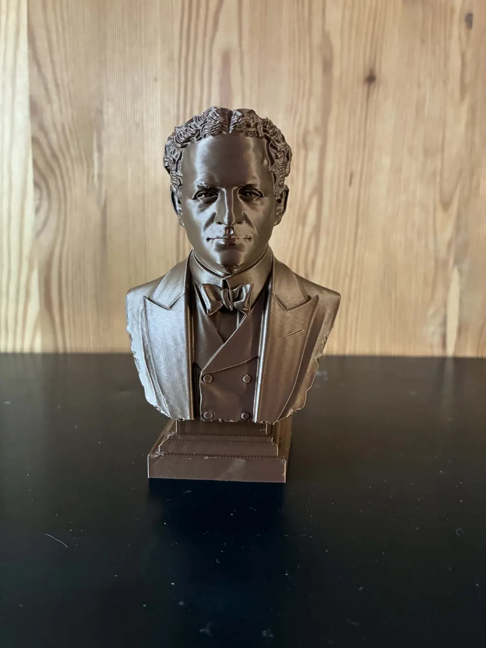 Harry Houdini (Ehrich Weisz) – Bust - Free 3D Print Model - MakerWorld