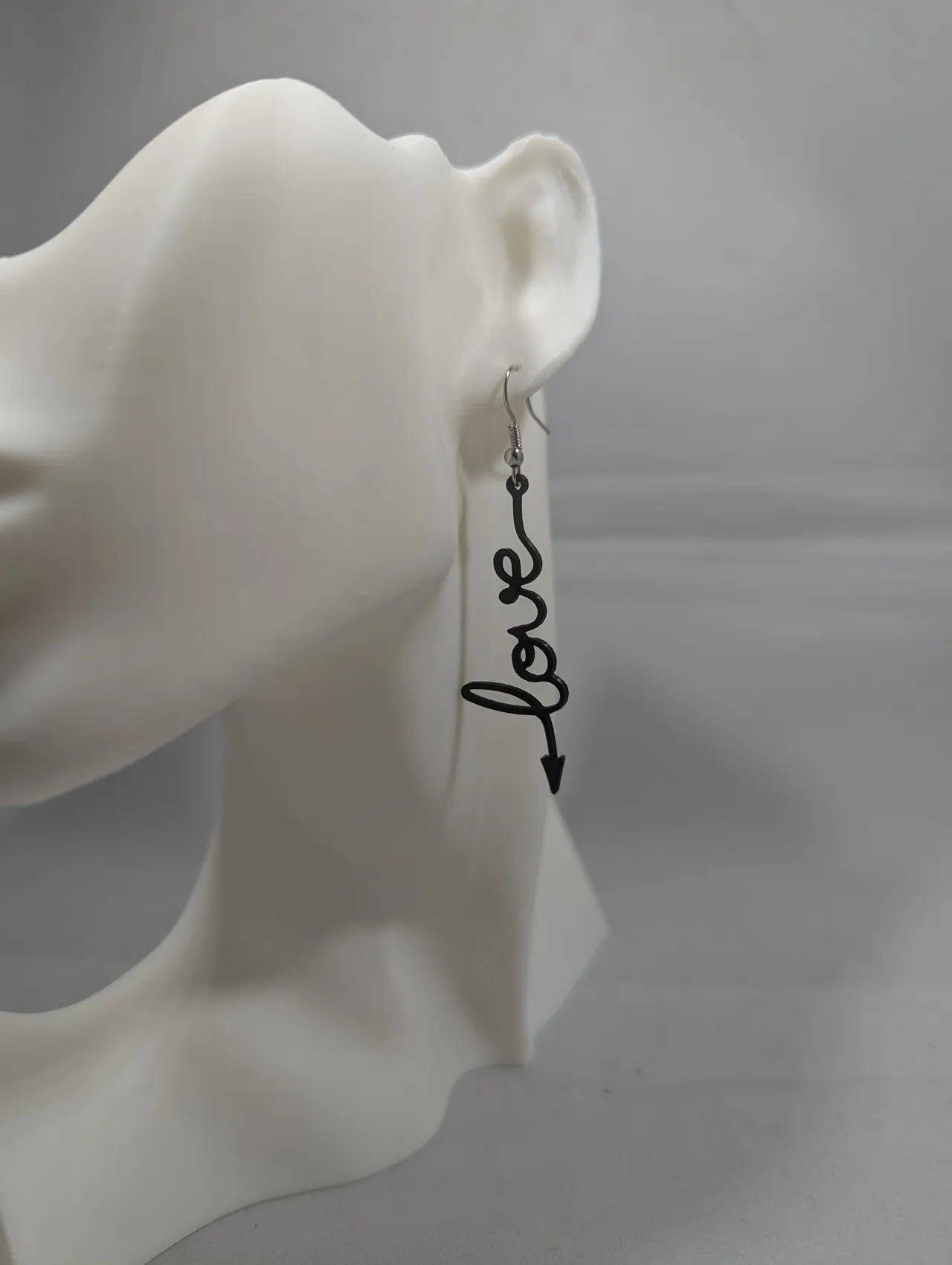Love arrow earrings - free commercial rights view 4