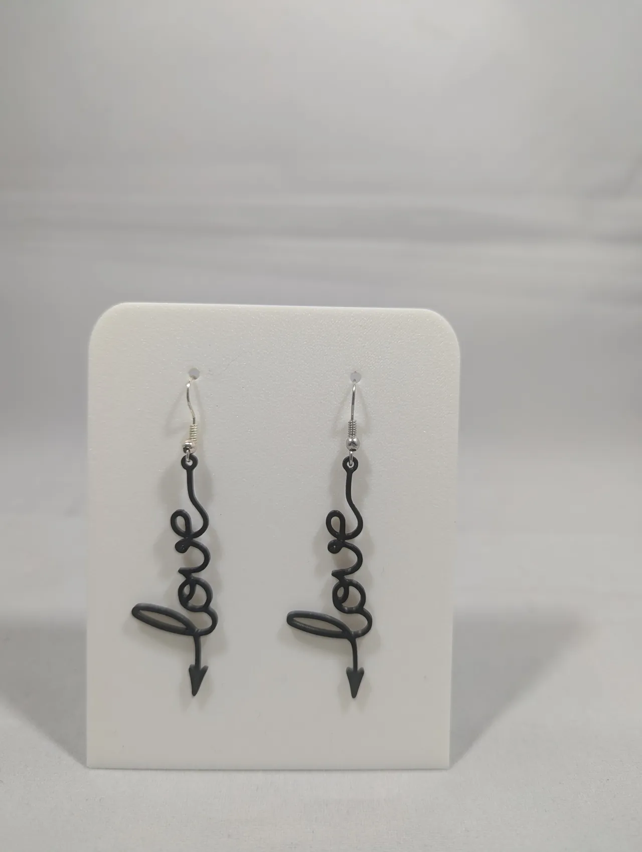 Love arrow earrings - free commercial rights view 3