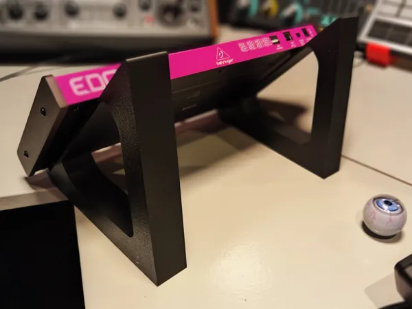 https://makerworld.bblmw.com/makerworld/model/US8a0980b0a2d9d5/design/2024-12-25_25758876f39ab8.jpg