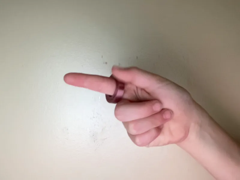 Spinning fidget ring
