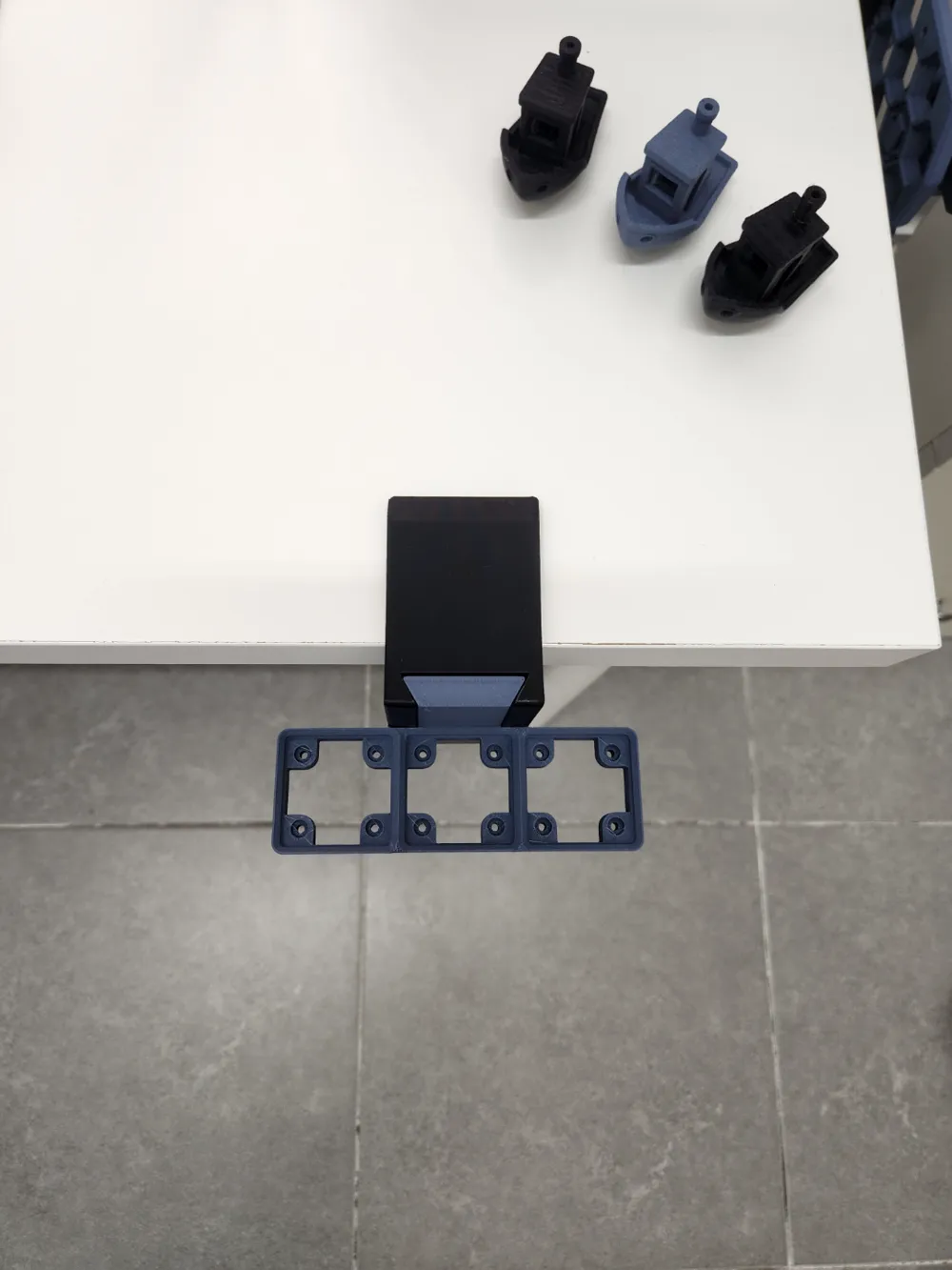 Infinity Clamp Gridfinity Base - table gridfinity by MakerMorph ...
