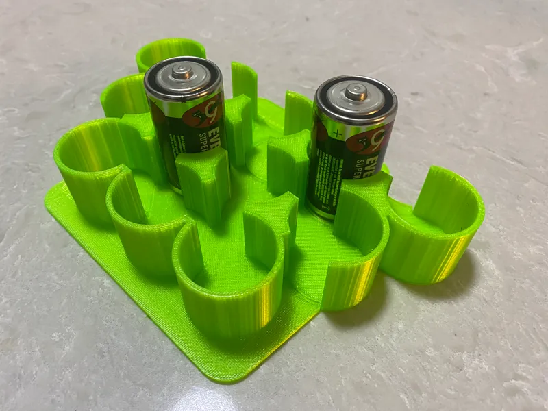 Extendable D Battery Holder