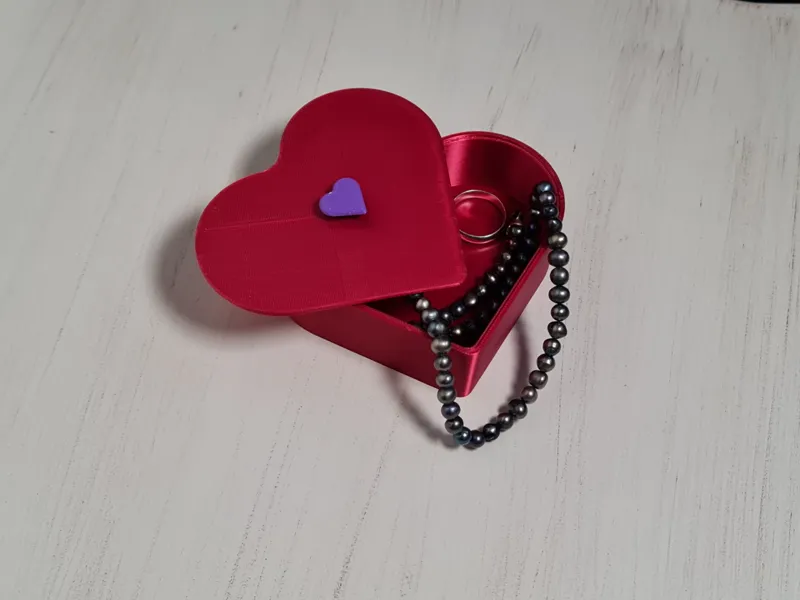 Heart Shaped Small Box