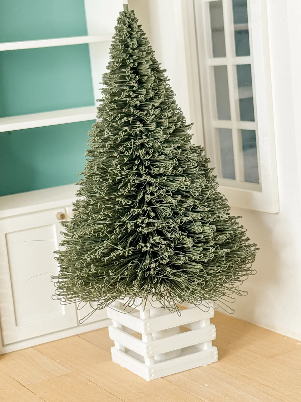 Tree Standie Miniature Christmas Tree Crate Stand – 1:12 Scale - Free 3D Print Model ...