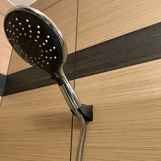 Wall rain shower mount 