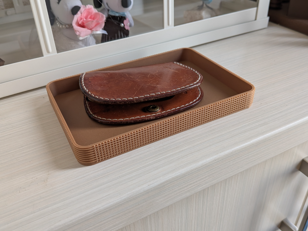 Alternating Pattern Minimal Tray 110×160×17mm