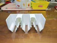 三卡位两牙刷位