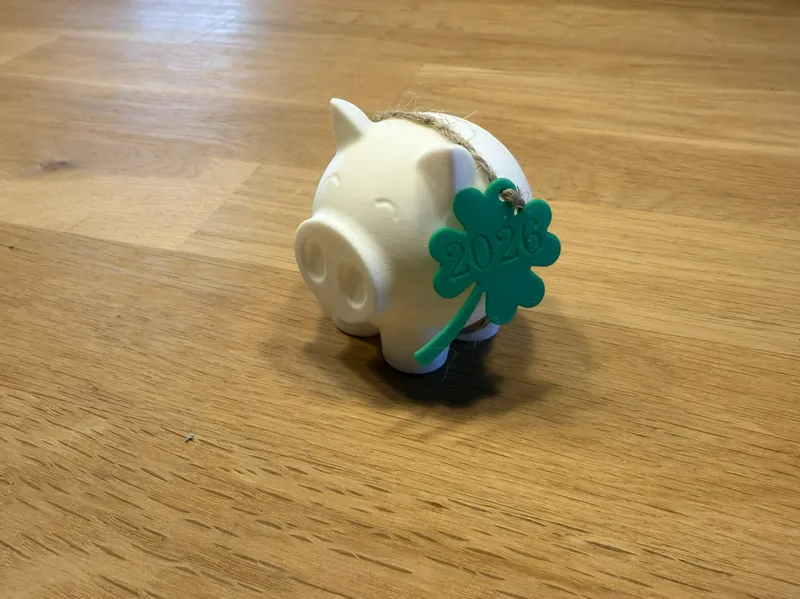 Schwein mit Kleeblatt
