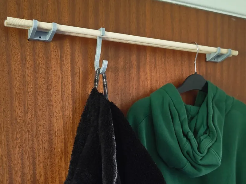 Wall Rack - Wooden Rod Hanger