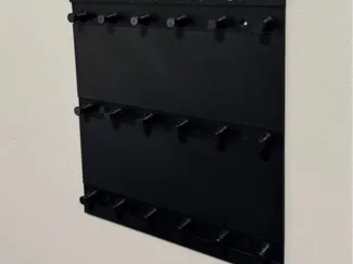 Porta chaves com pinos para 18 chaves / Chaveiro