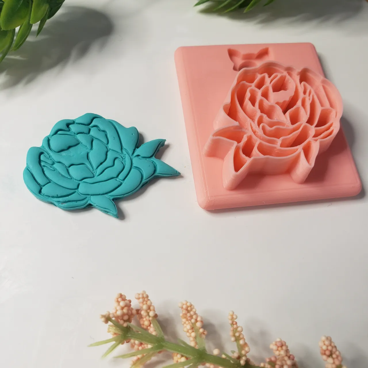 Peony/Rose Flower Polymer Clay Earring Cutter view 4