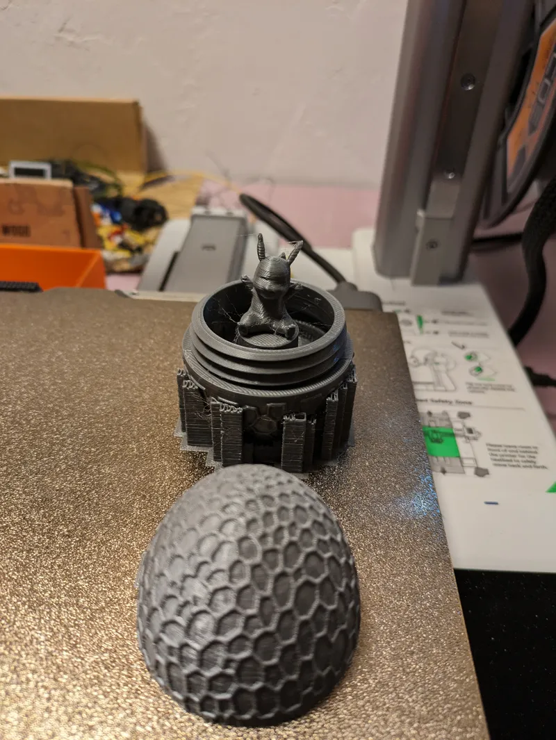 Hollow Threaded Easter Egg with Voronoi texture egg with a Pikachu 