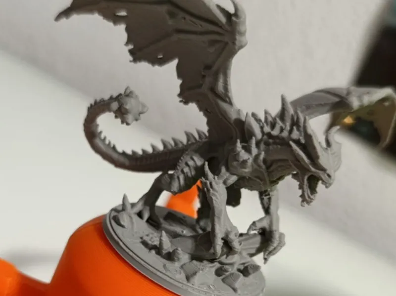 Dragón Majestuoso (Fantasy Dragon)Figura Detallada