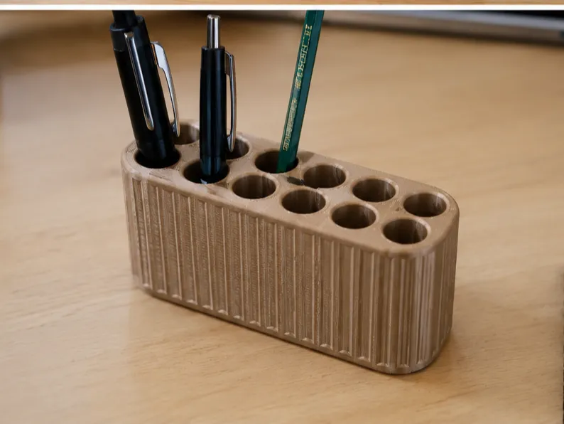 Ribbed Desk Pen Organizer