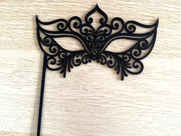 Masque de carnaval avec support