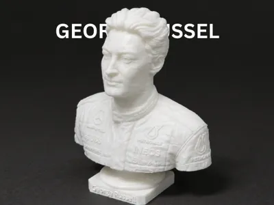 F1 George Russel Statue