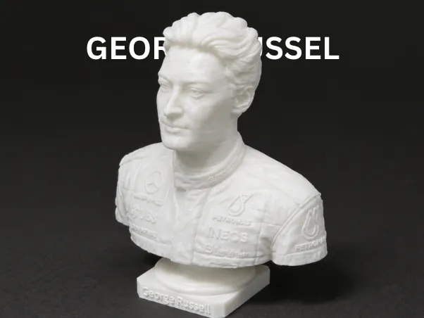 F1 George Russel Statue
