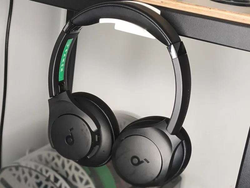 Headphones Hook