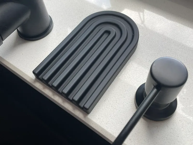 Kitchen Sink Sponge Holder