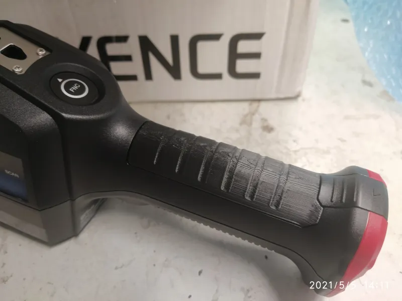 Keyence SR-G100 battery cover replacement