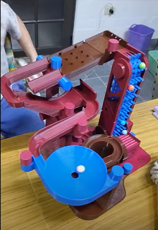 Miniatura 21 do modelo 3D Marble Run 003
