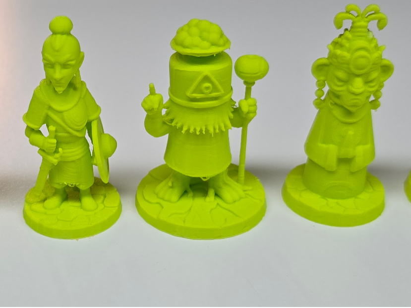 Faraway Meeples (D&D miniatures)