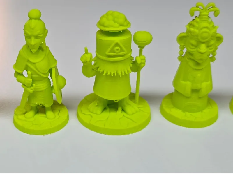 Faraway Meeples (D&D miniatures)
