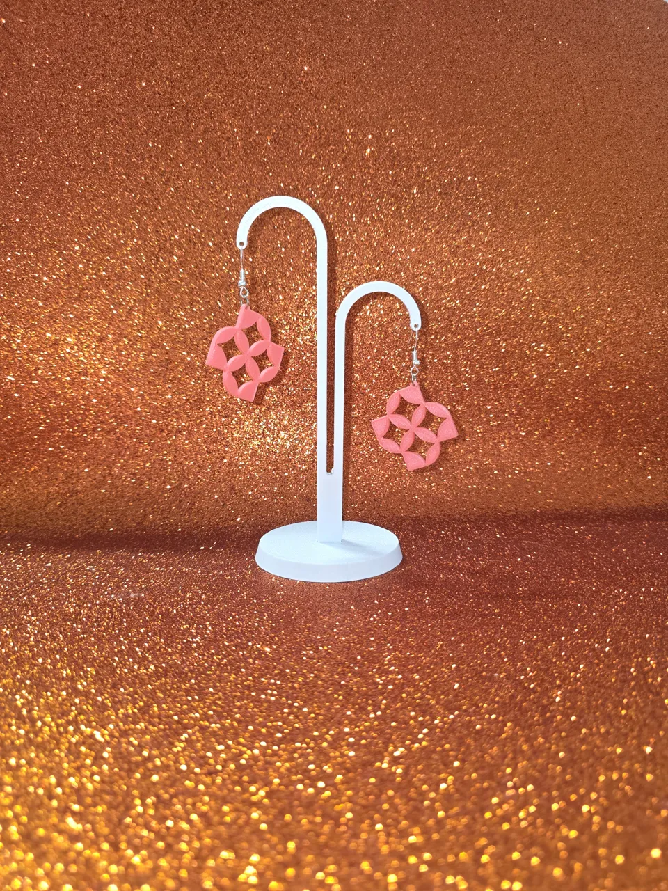 Rhombus flower earrings view 3