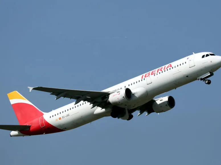 737
