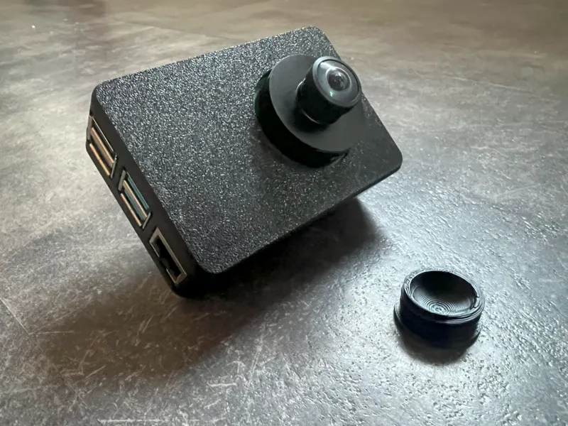 Rapsberry Pi 4B Case with HQ Camera and Ball Mount