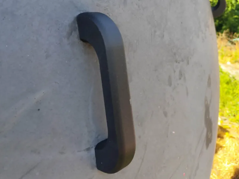 Universal handle