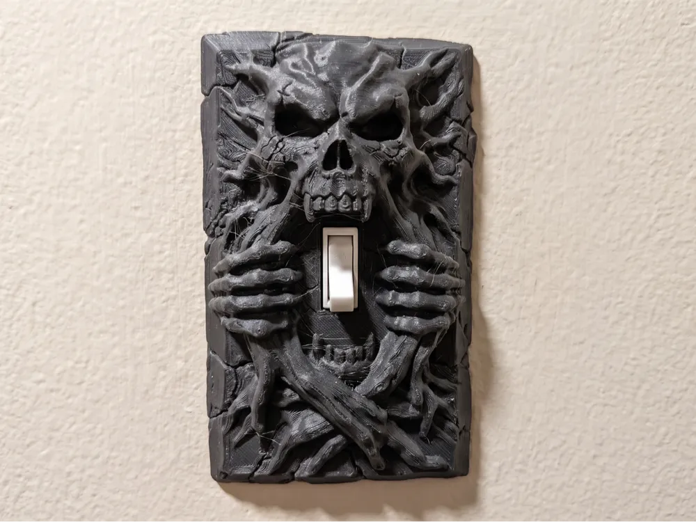 Adorno temático: Creepy Skull Light Switch Cover | Halloween Decor. Referencia del modelo original.