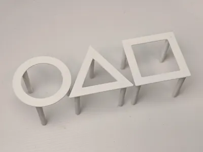 Squid Game Pizza Savers - box lid holders