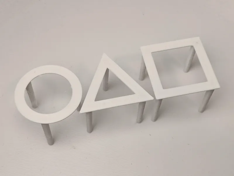Squid Game Pizza Savers - box lid holders