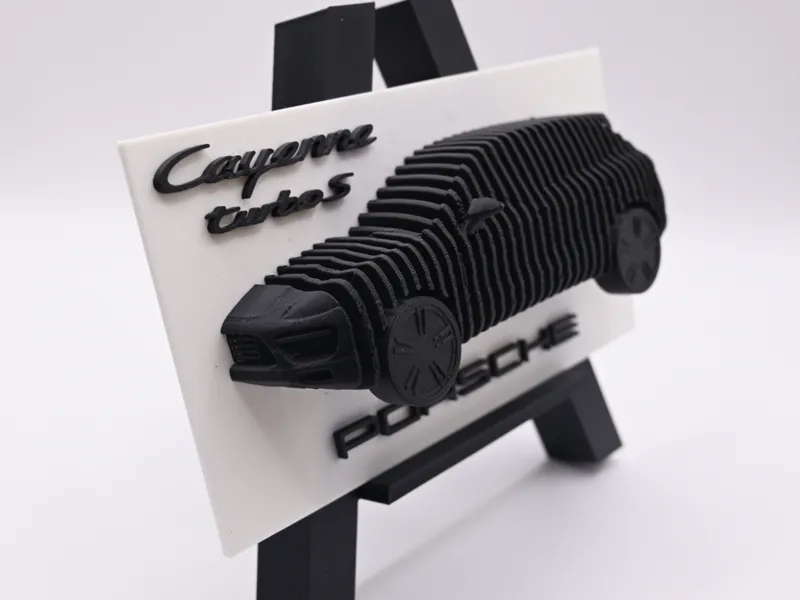 Scultura stratificata Porsche Cayenne Turbo S
