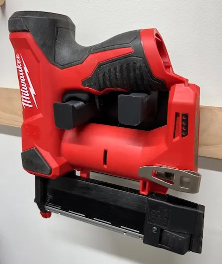 Cleat hanger for Milwaukee 23 Gauge Pin Nailer