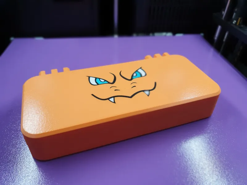 Poke Case - Charizard
