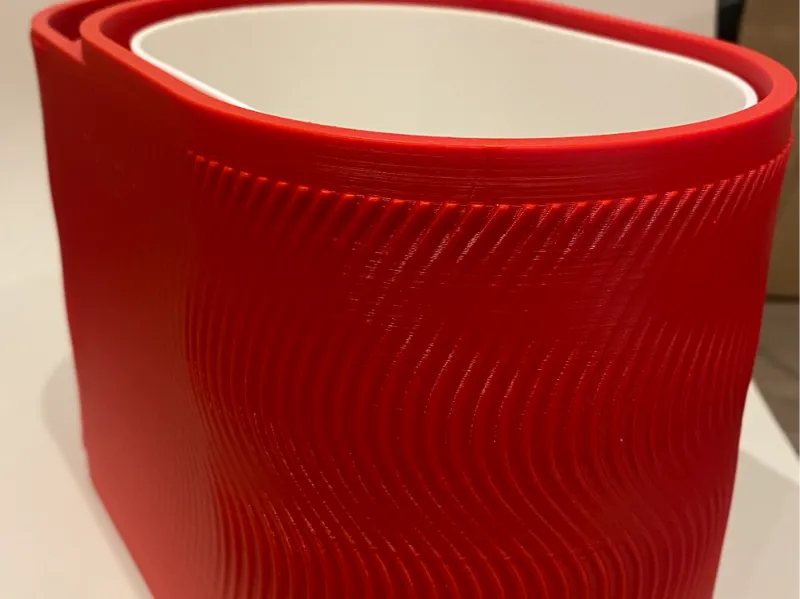 wavy flower pot