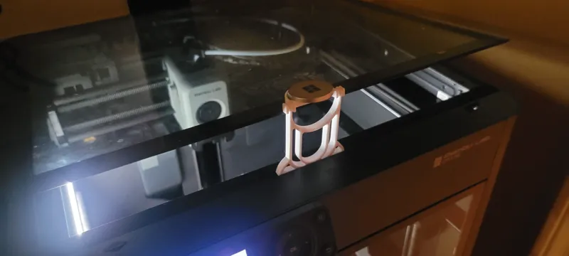 lid stop
