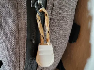 Paracord zipper puller