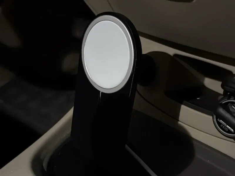 Hyundai Accent Magsafe ashtray holder phone holder