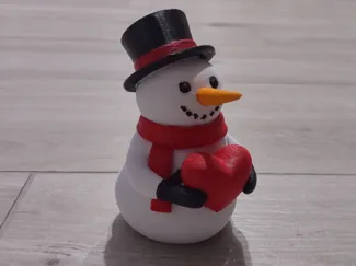 PUPAZZO DI NEVE CUORE