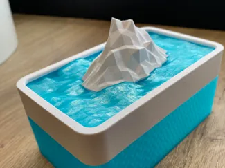 Ice box