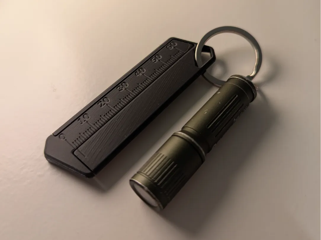 Keyring Caliper  by Jata Prints MakerWorld: Download Free 3D Models - 3D model önizlemesi